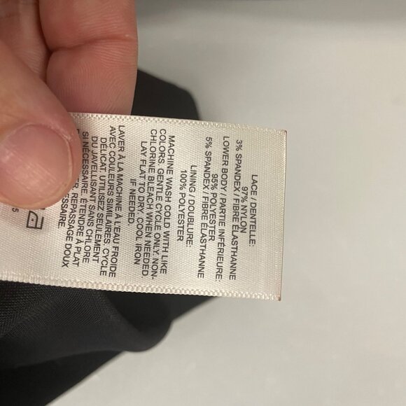 Express Jumpsuit Lace Top Square Neck Tapered Leg Black/Nude Size 2 Pockets - Picture 9 of 9